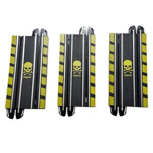 Micro Scalextric Batman Vs Joker Skull and Crossbones C Track 3x  ML-32996